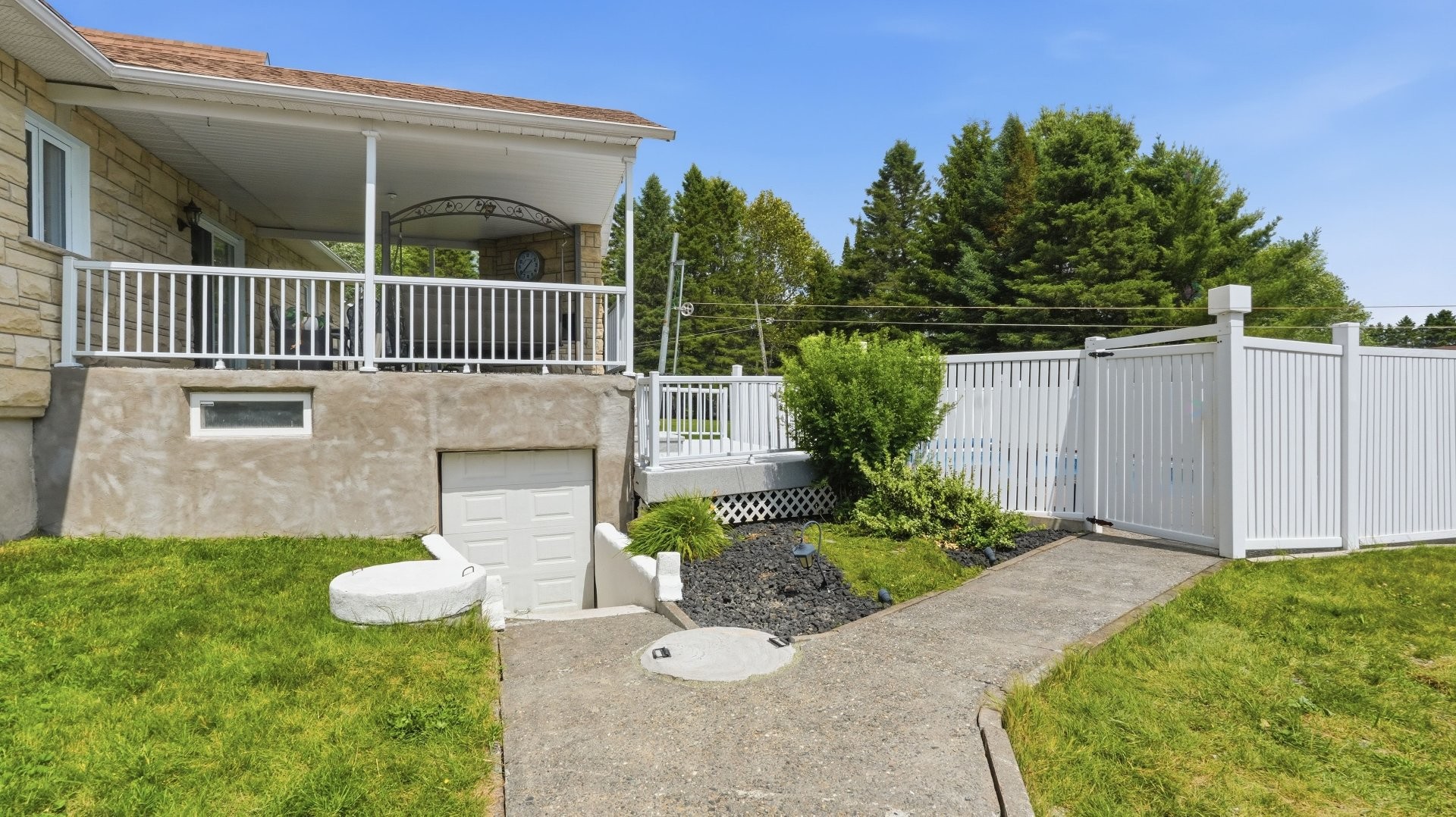 View - 2530 206E Rue, Saint-Georges, QC - Outdoor