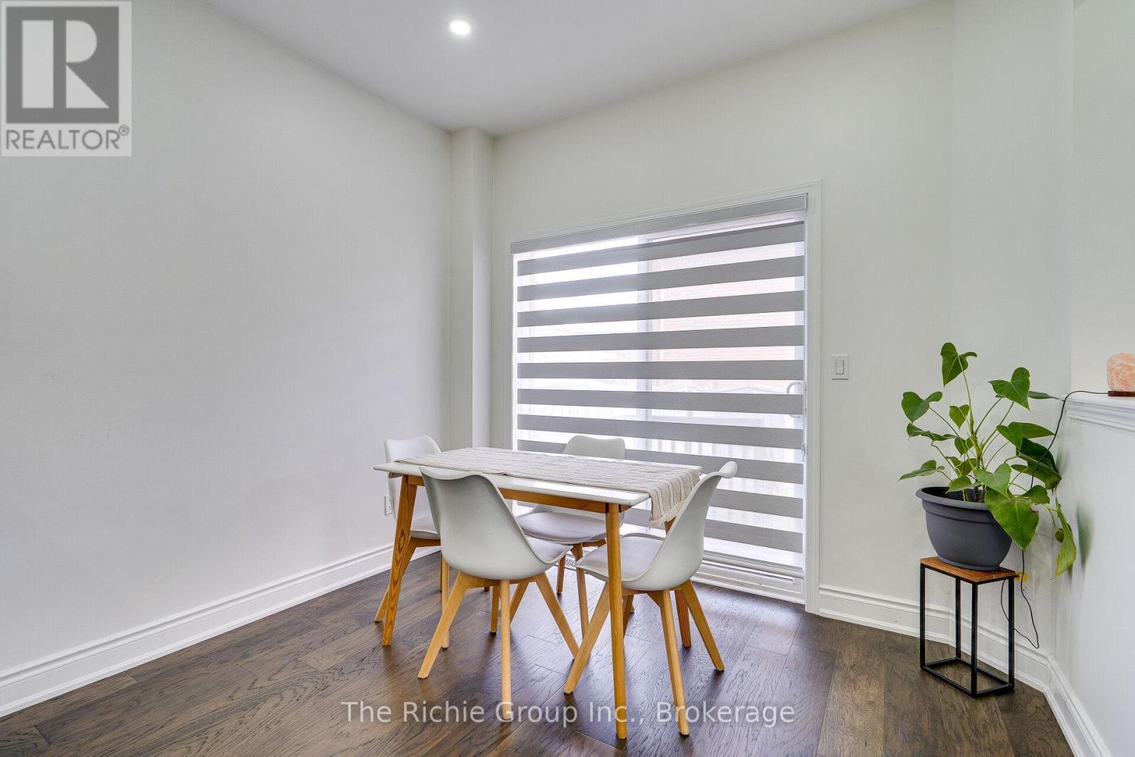 59 Tarquini Crescent, Caledon, ON - Indoor Photo Showing Dining Room
