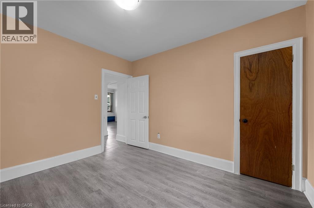 29 Harrison Avenue, Hamilton, ON - Indoor Photo Showing Other Room