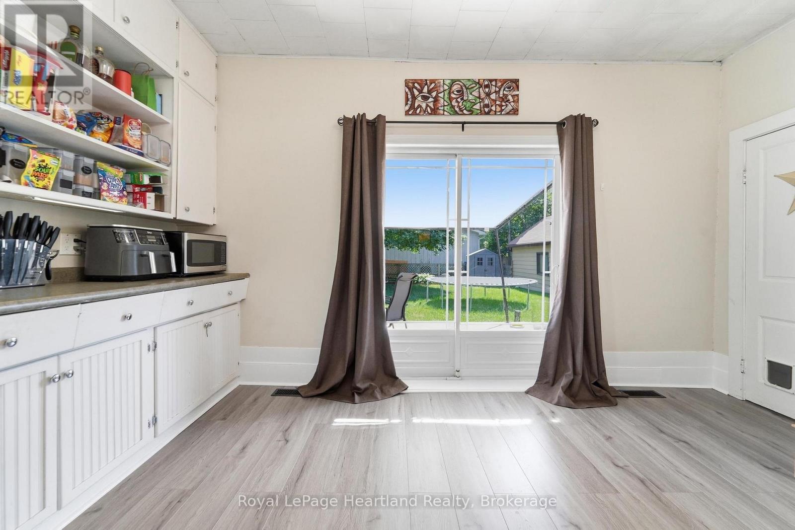 117 Quebec Street, Goderich (Goderich (Town)), ON - Indoor Photo Showing Other Room