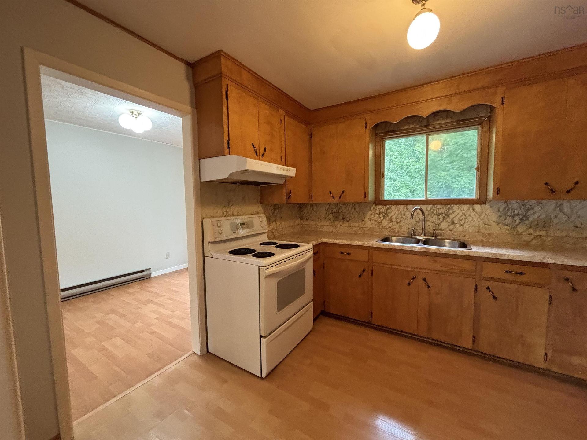 42 Alpine Drive, Bridgewater, NS - Indoor Photo Showing Kitchen With Double Sink