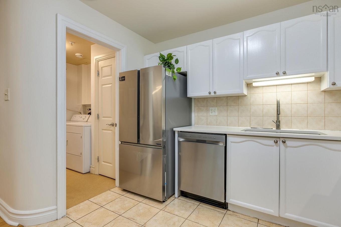 #207 116 Larry Uteck Boulevard, Halifax, NS - Indoor Photo Showing Kitchen