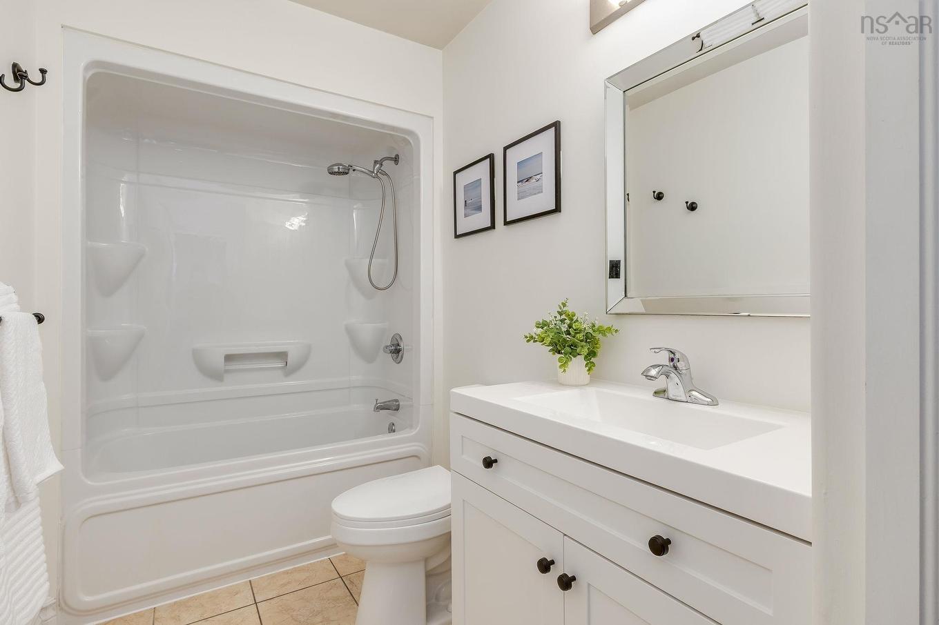 #207 116 Larry Uteck Boulevard, Halifax, NS - Indoor Photo Showing Bathroom