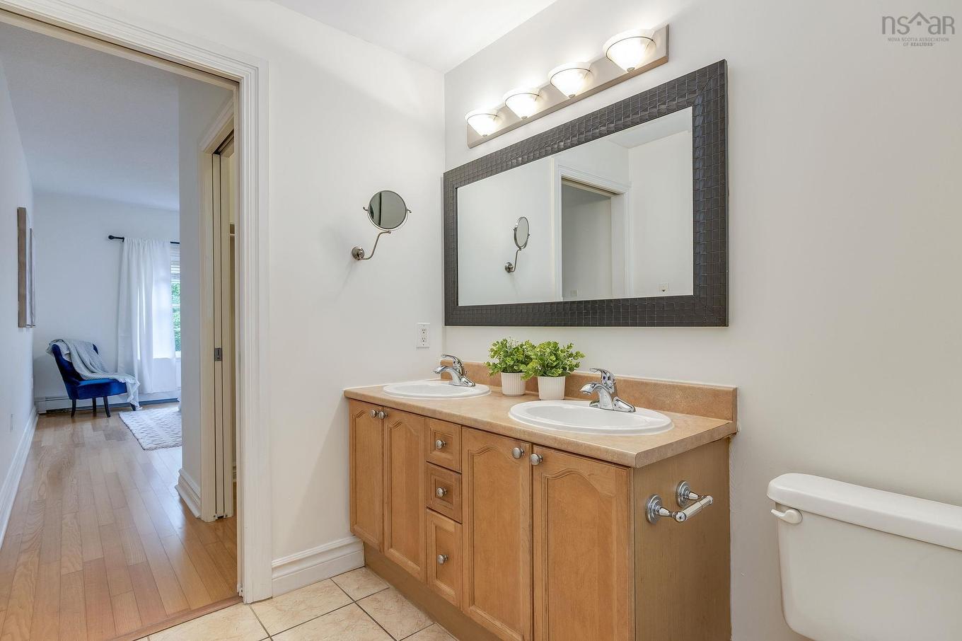 #207 116 Larry Uteck Boulevard, Halifax, NS - Indoor Photo Showing Bathroom