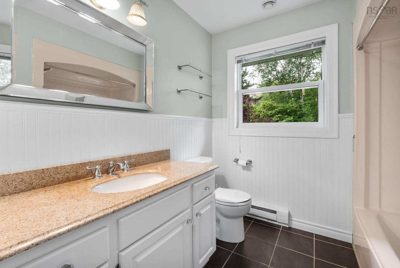 94 Dillon Crescent, Halifax, NS - Indoor Photo Showing Bathroom