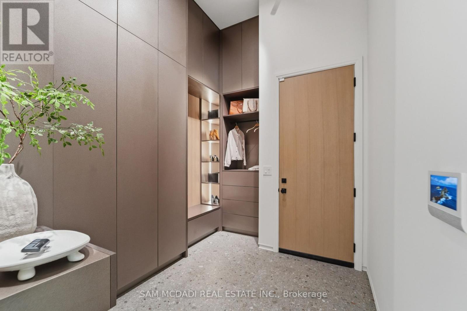 10 Peter Morse Way, Vaughan, ON - Indoor Photo Showing Other Room