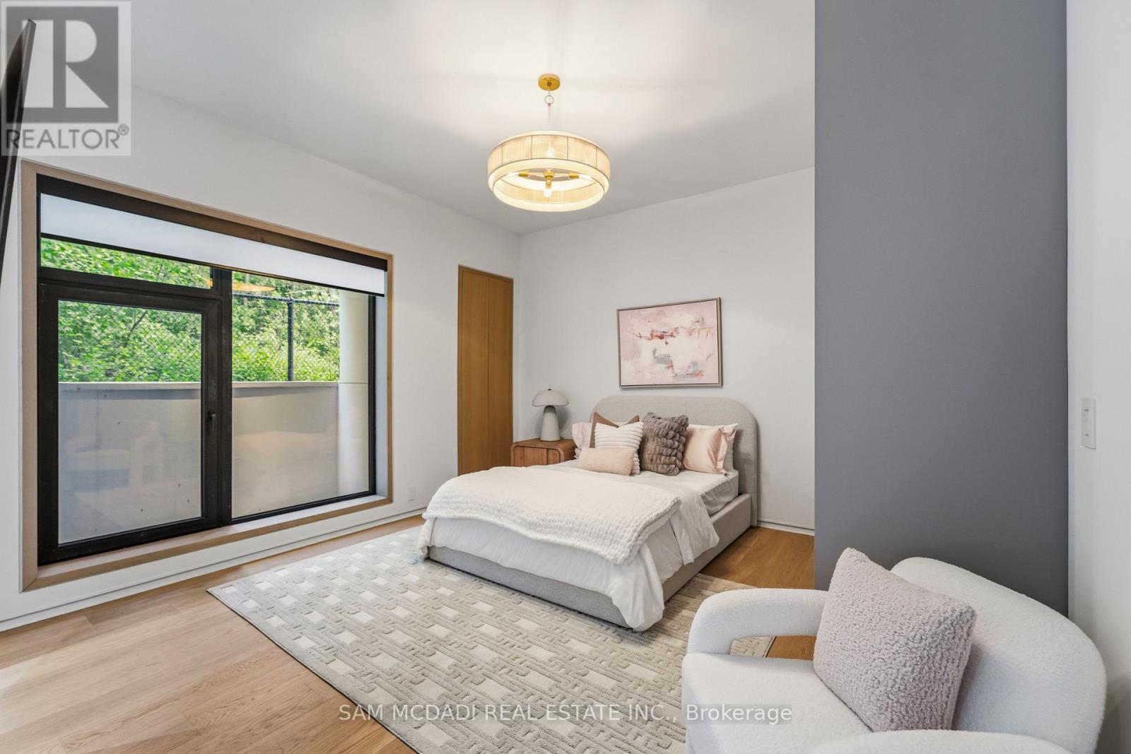10 Peter Morse Way, Vaughan, ON - Indoor Photo Showing Bedroom