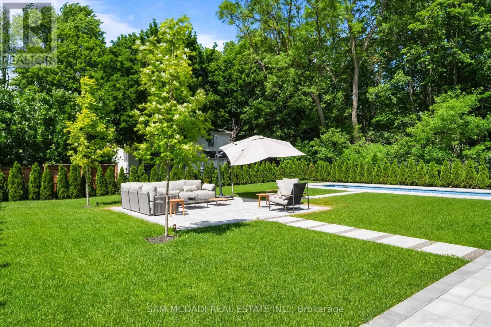 10 Peter Morse Way, Vaughan, ON - Outdoor