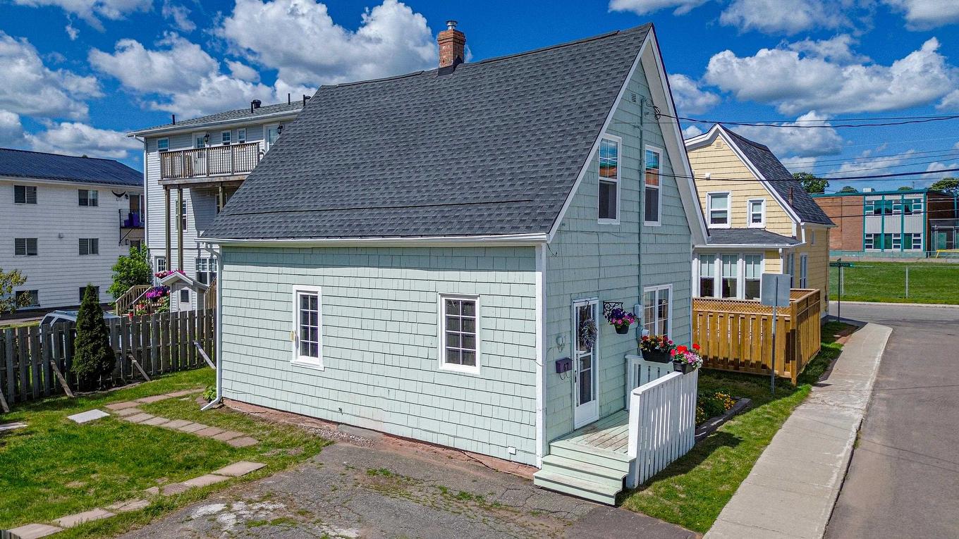 67 Victoria Street, Charlottetown, PE - Outdoor
