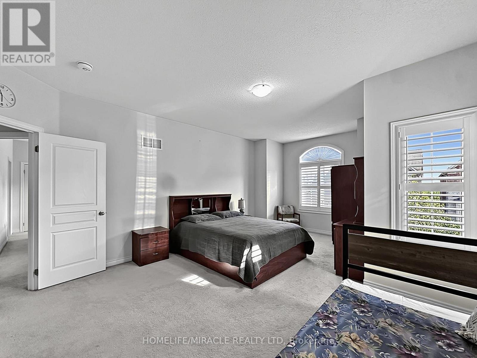 6 Divinity Circle, Brampton, ON - Indoor Photo Showing Bedroom