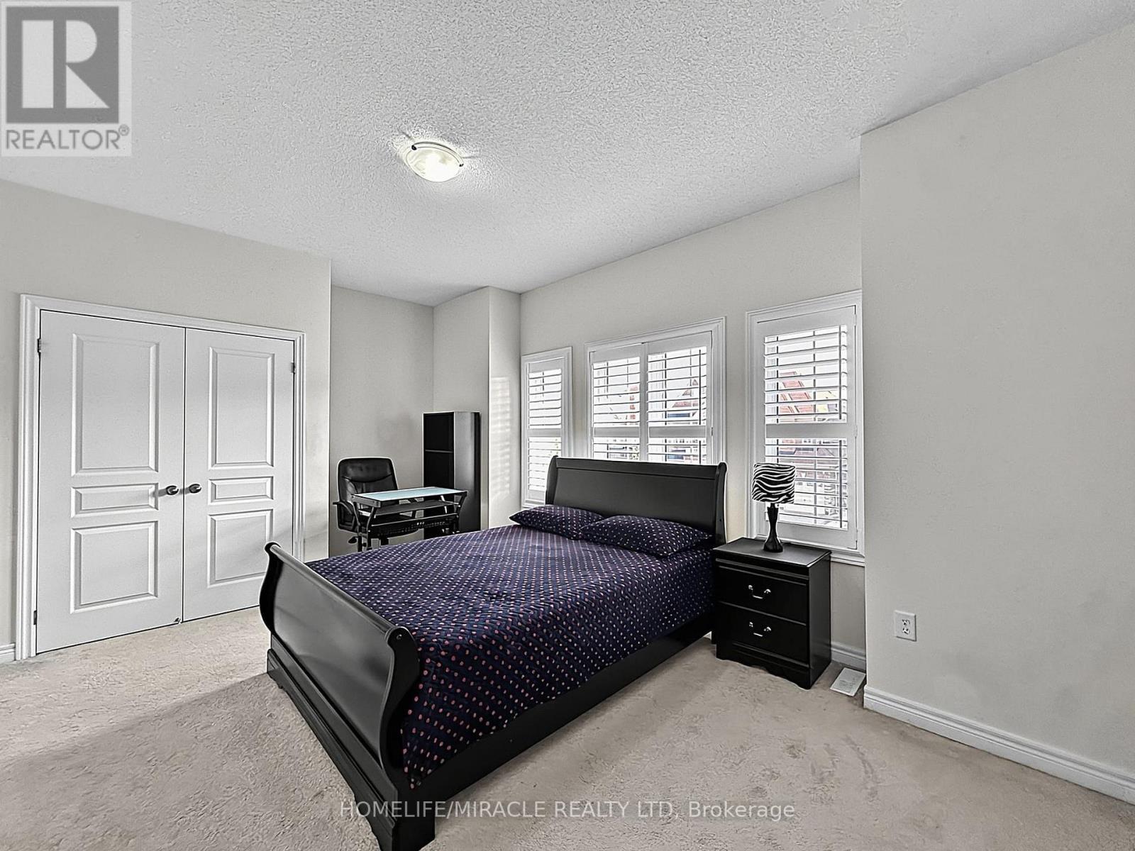 6 Divinity Circle, Brampton, ON - Indoor Photo Showing Bedroom