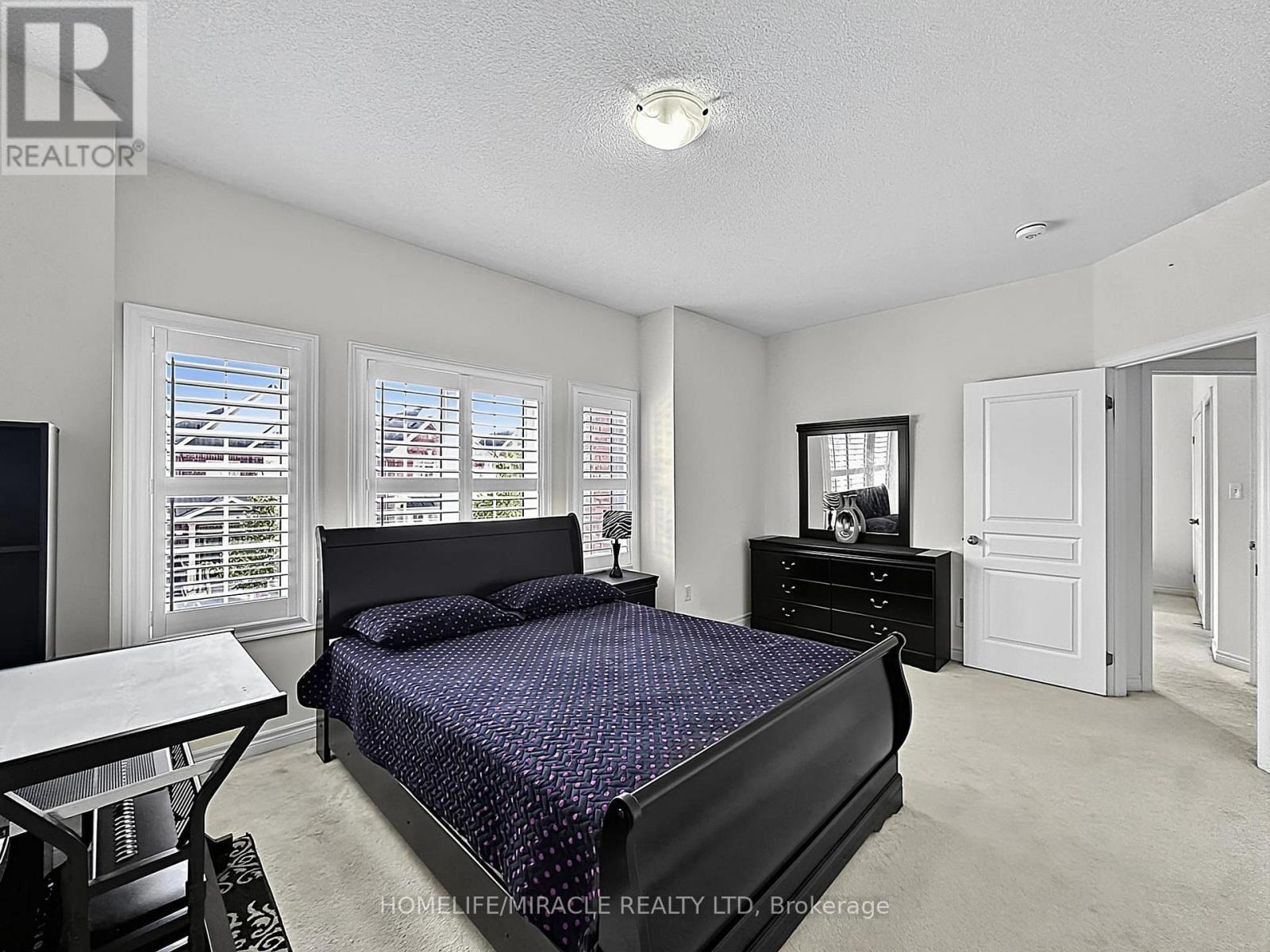 6 Divinity Circle, Brampton, ON - Indoor Photo Showing Bedroom