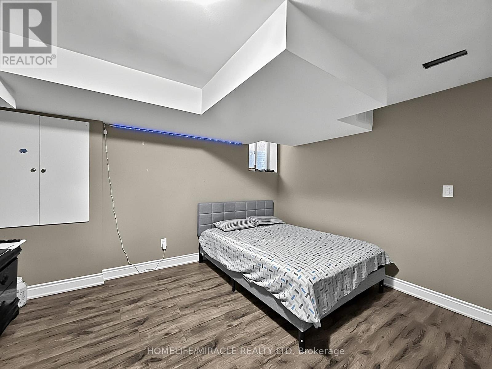 6 Divinity Circle, Brampton, ON - Indoor Photo Showing Bedroom