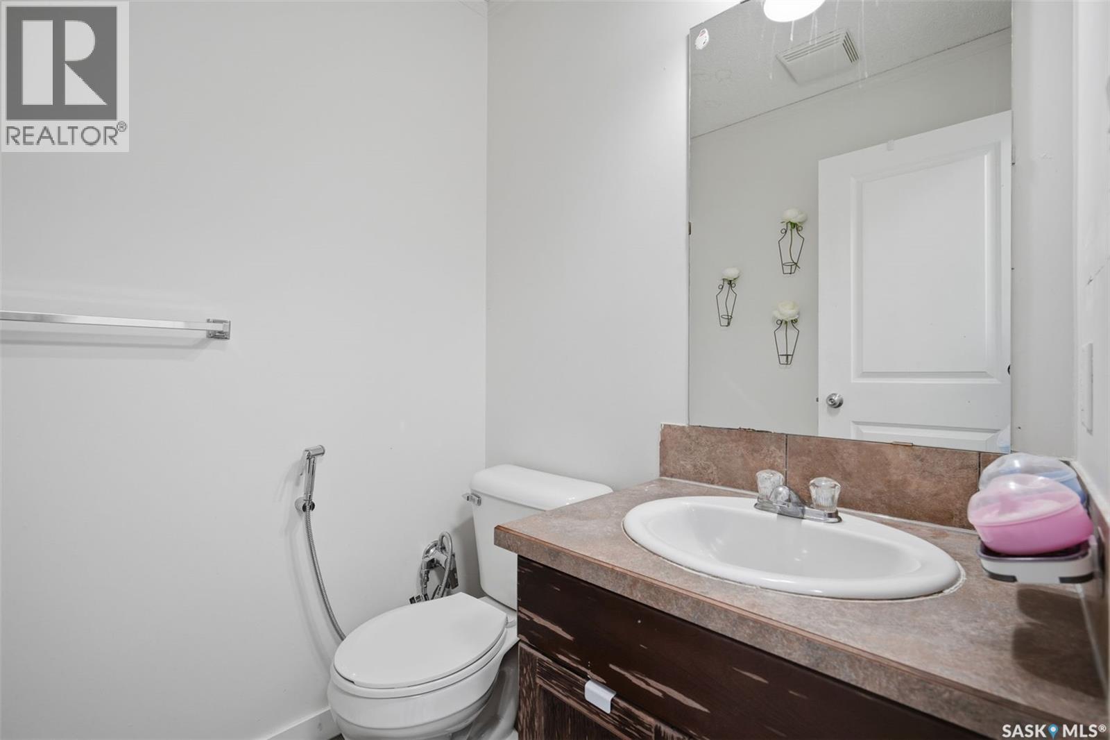 70 235 Rosewood Boulevard E, Saskatoon, SK - Indoor Photo Showing Bathroom
