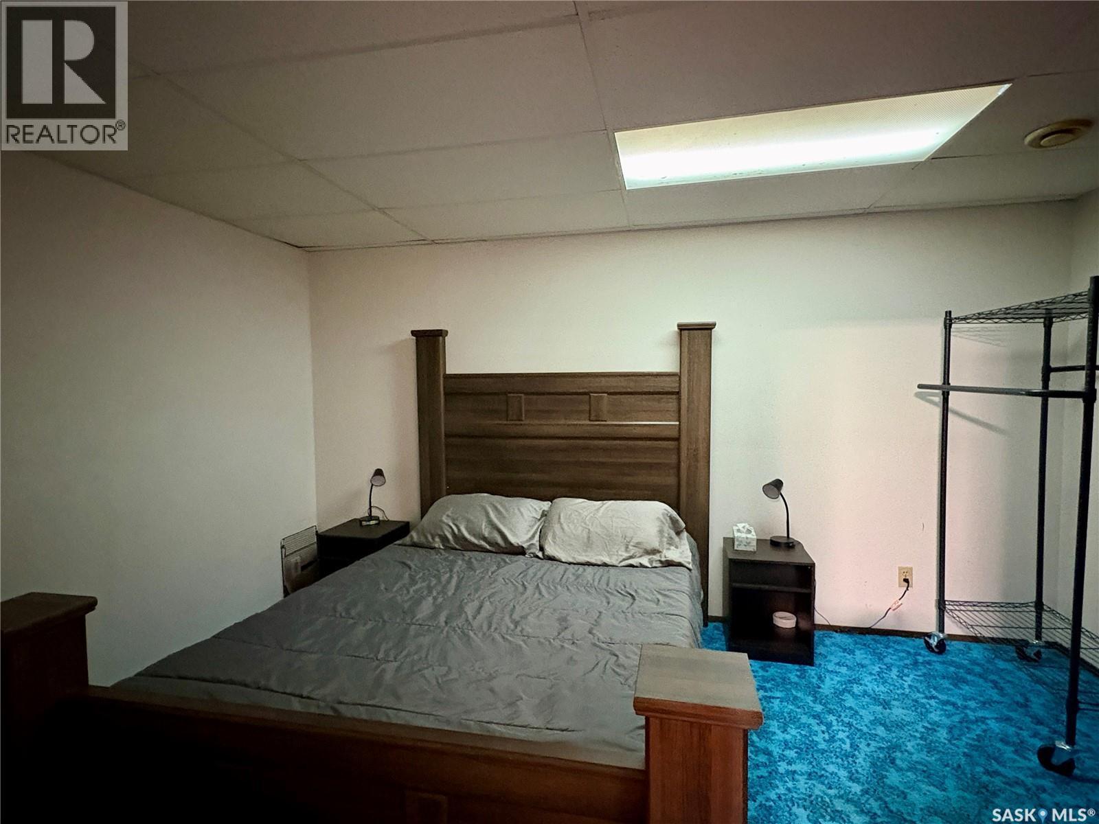 105 5Th Avenue, Hodgeville, SK - Indoor Photo Showing Bedroom