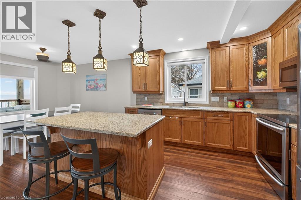 12073 Augustine Road, Wainfleet, ON - Indoor Photo Showing Kitchen