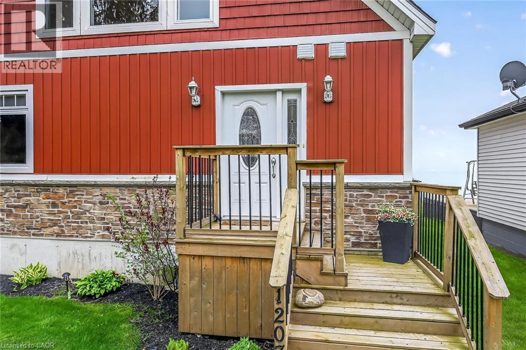 12073 Augustine Road, Wainfleet, ON - Outdoor With Exterior
