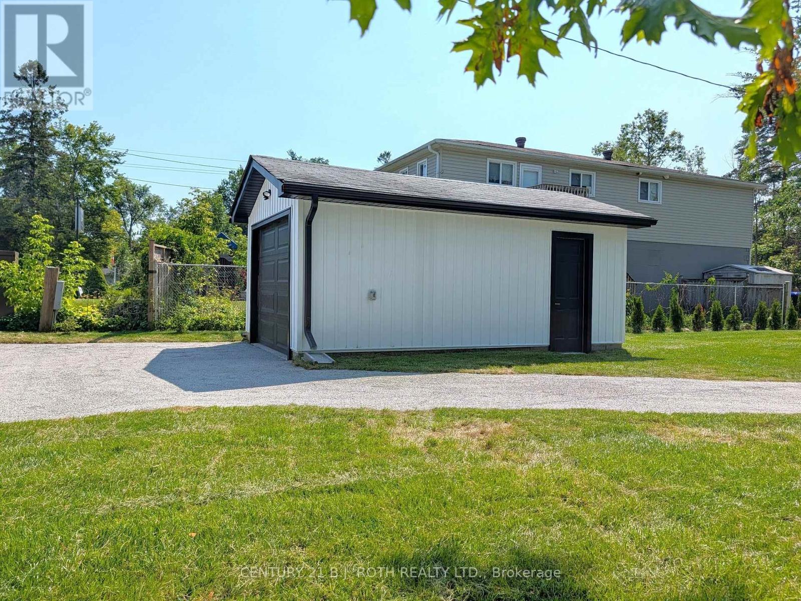 809 9Th Line, Innisfil, ON - Outdoor