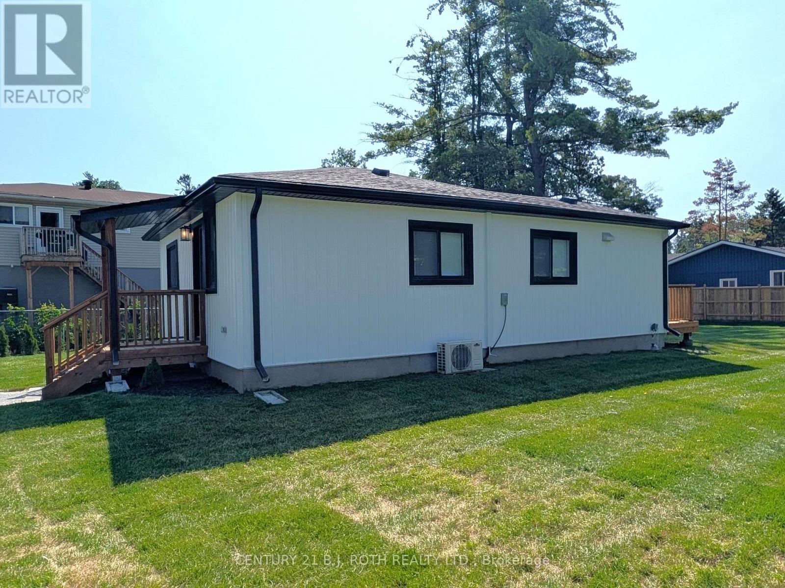 809 9Th Line, Innisfil, ON - Outdoor