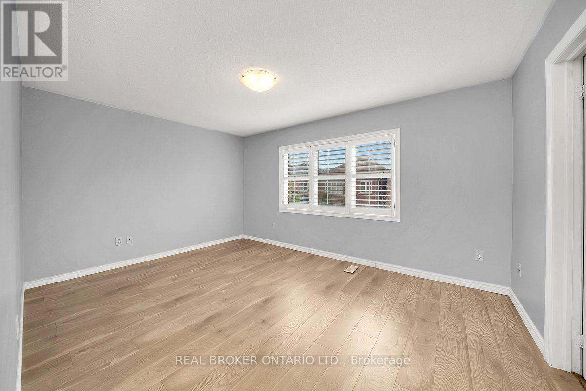 134 Mccready Drive, Milton, ON - Indoor Photo Showing Other Room