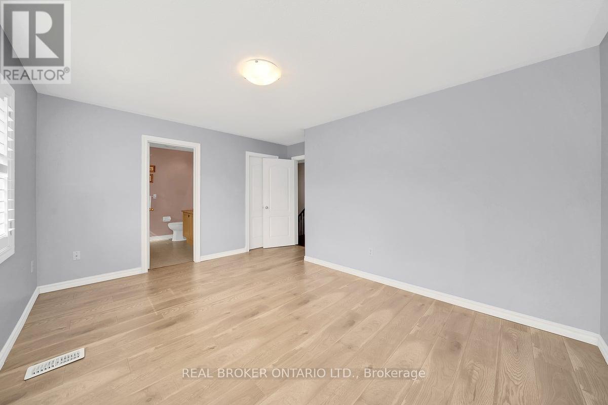 134 Mccready Drive, Milton, ON - Indoor Photo Showing Other Room