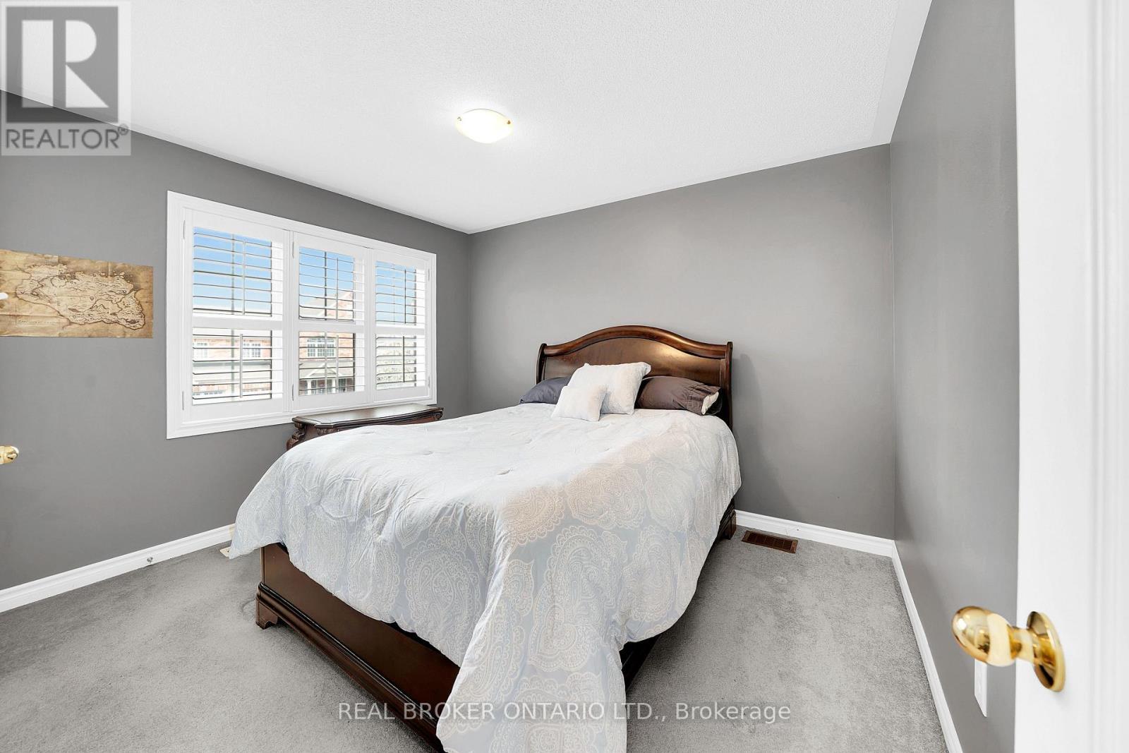 134 Mccready Drive, Milton, ON - Indoor Photo Showing Bedroom