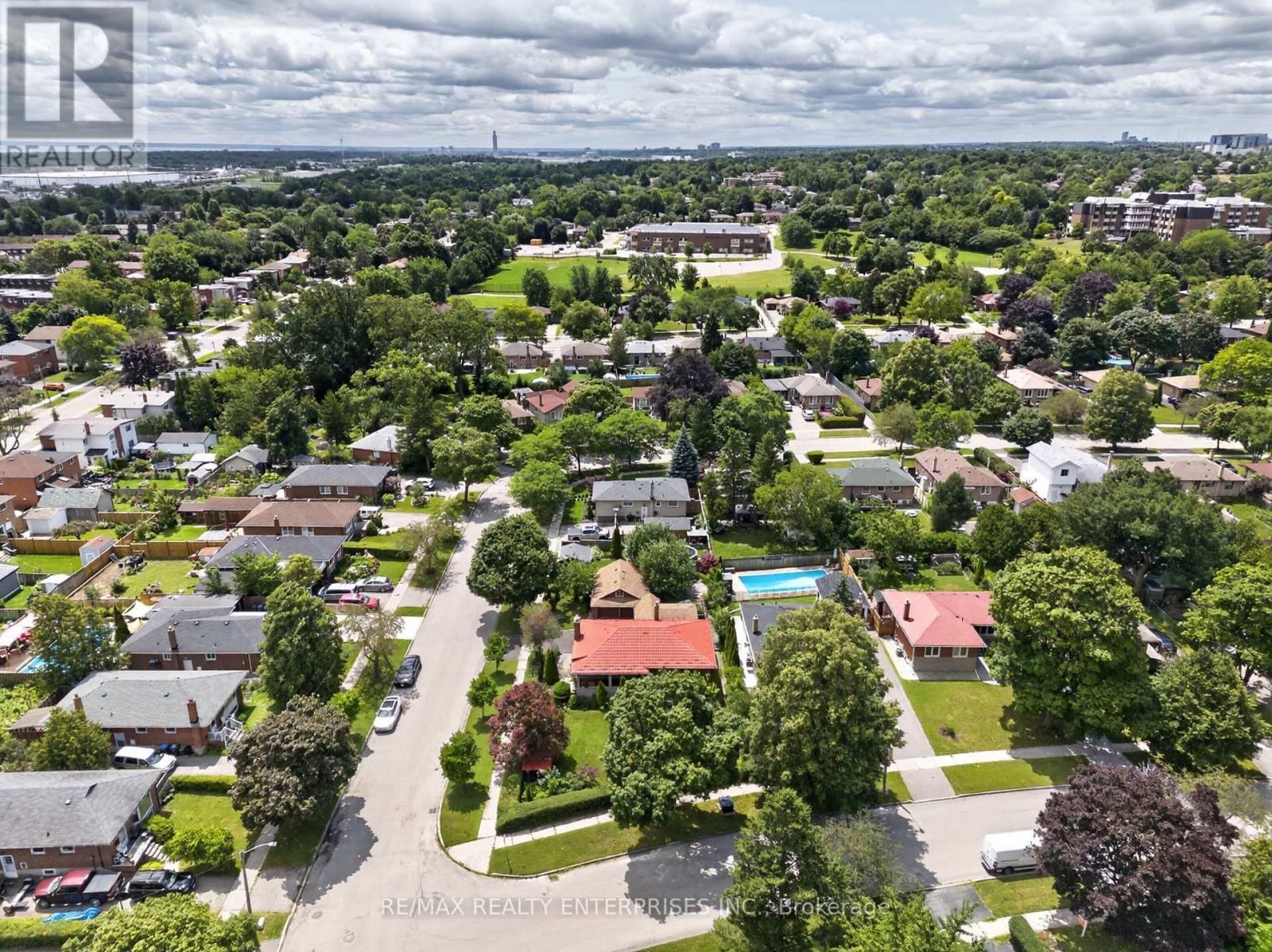 1282 Daimler Road, Mississauga, ON - Outdoor With View