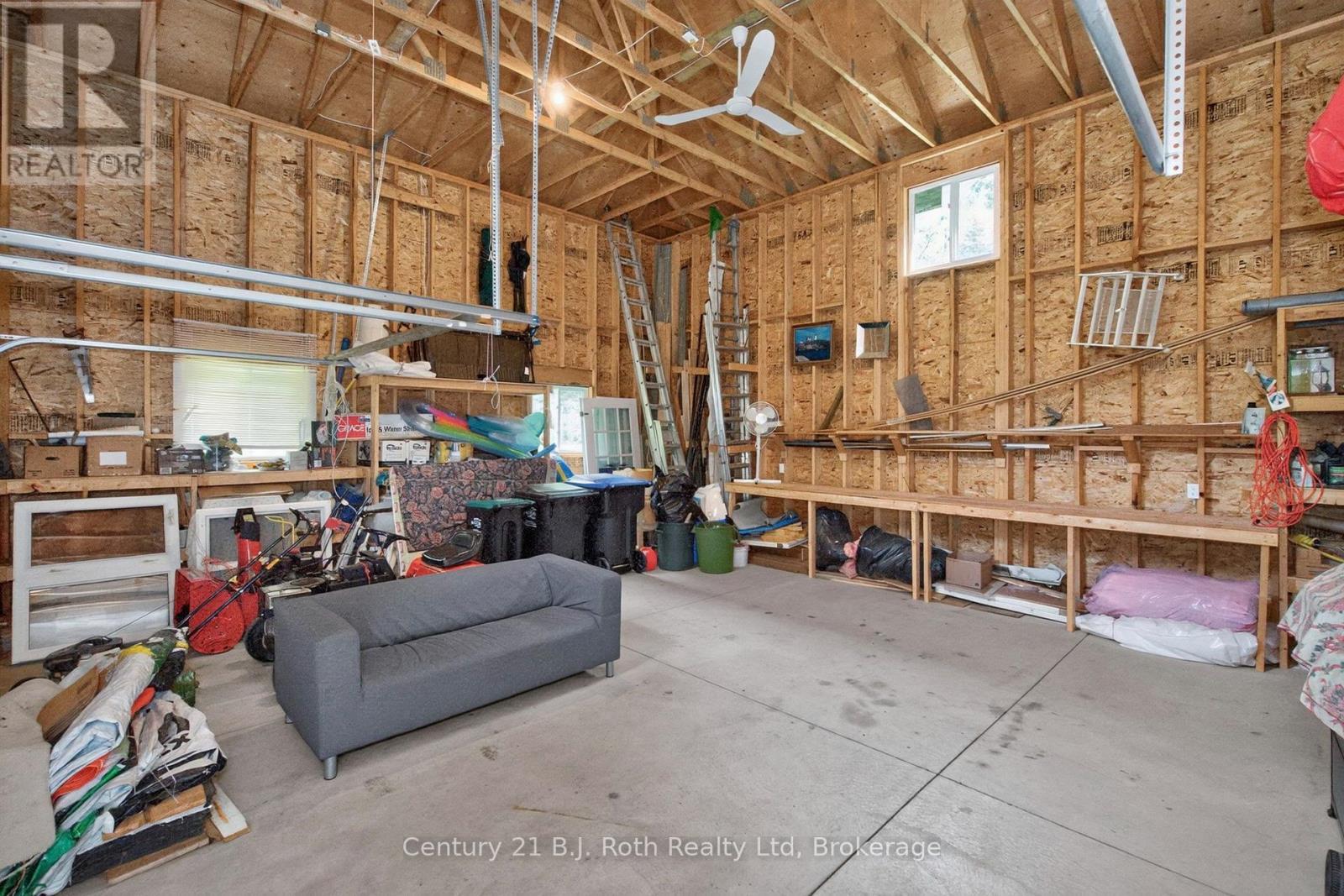 11 Rue Karola Road, Tiny, ON - Indoor