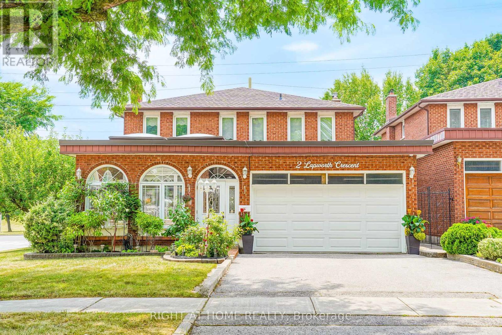 2 Lapworth Crescent, Toronto, ON - Outdoor