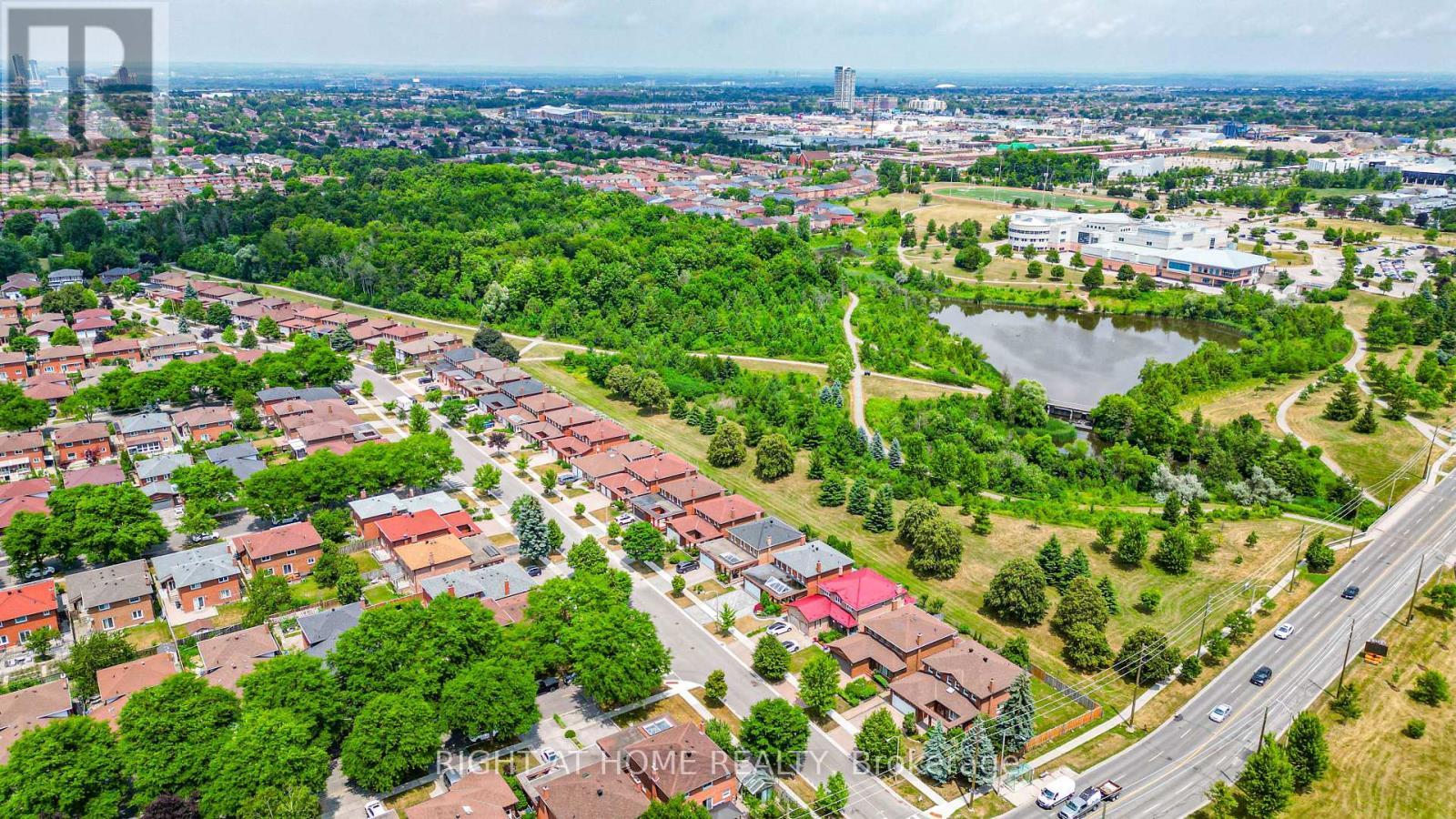 2 Lapworth Crescent, Toronto, ON - Outdoor With View