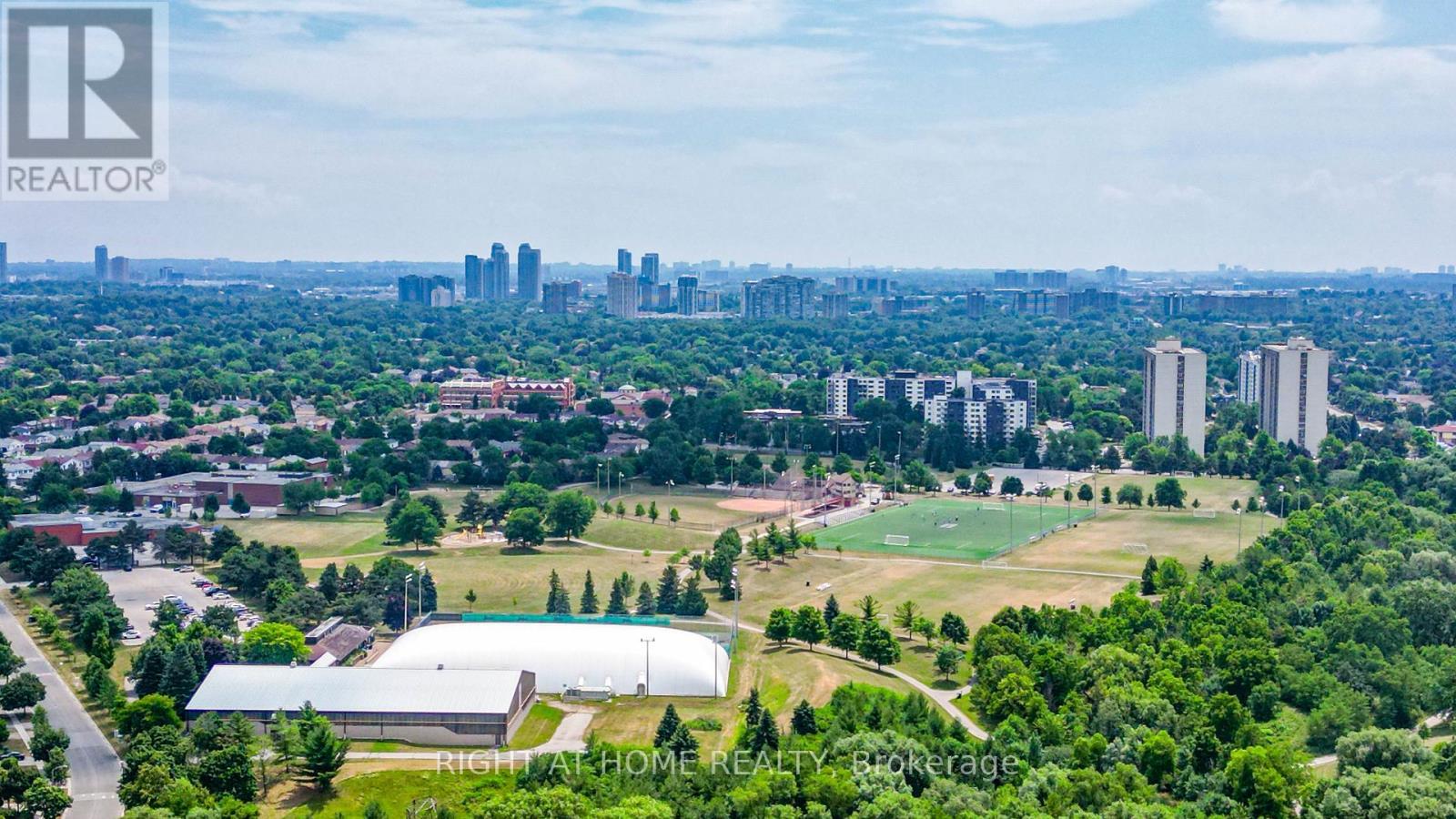2 Lapworth Crescent, Toronto, ON - Outdoor With View
