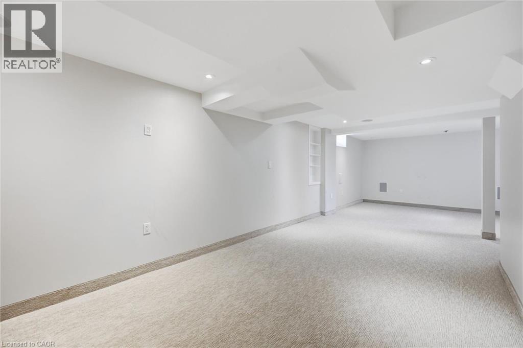 5628 Stella Lane, Burlington, ON - Indoor