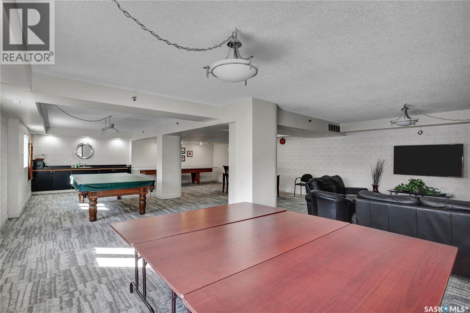 604 611 University Drive, Saskatoon, SK - Indoor