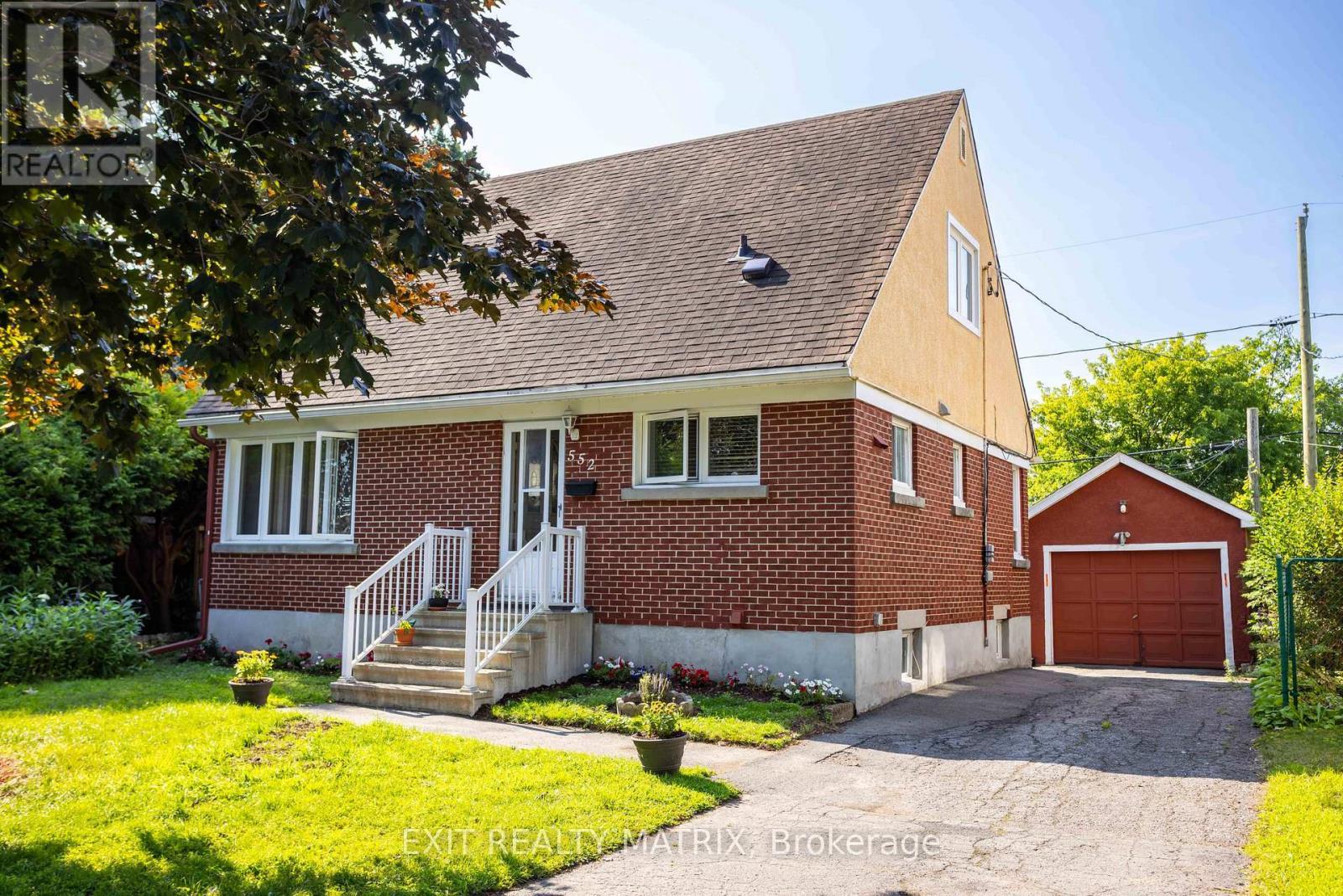 552 Dunbrack Street, Ottawa, ON - Outdoor