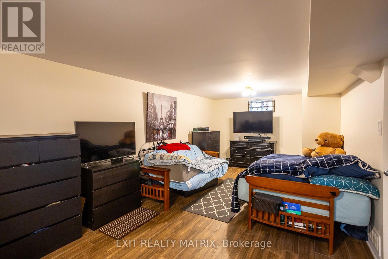 552 Dunbrack Street, Ottawa, ON - Indoor