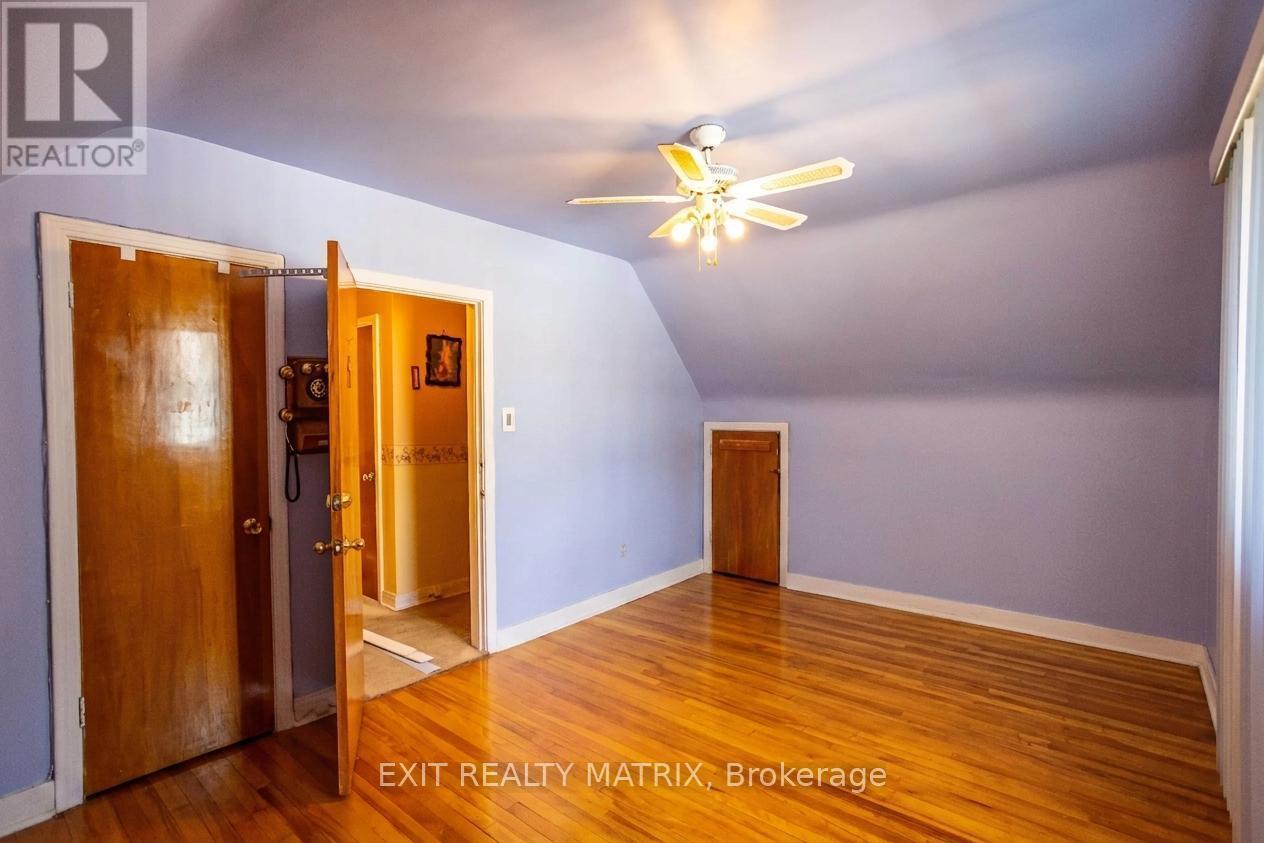 Digitally altered: Furniture removed - 552 Dunbrack Street, Ottawa, ON - Indoor Photo Showing Other Room