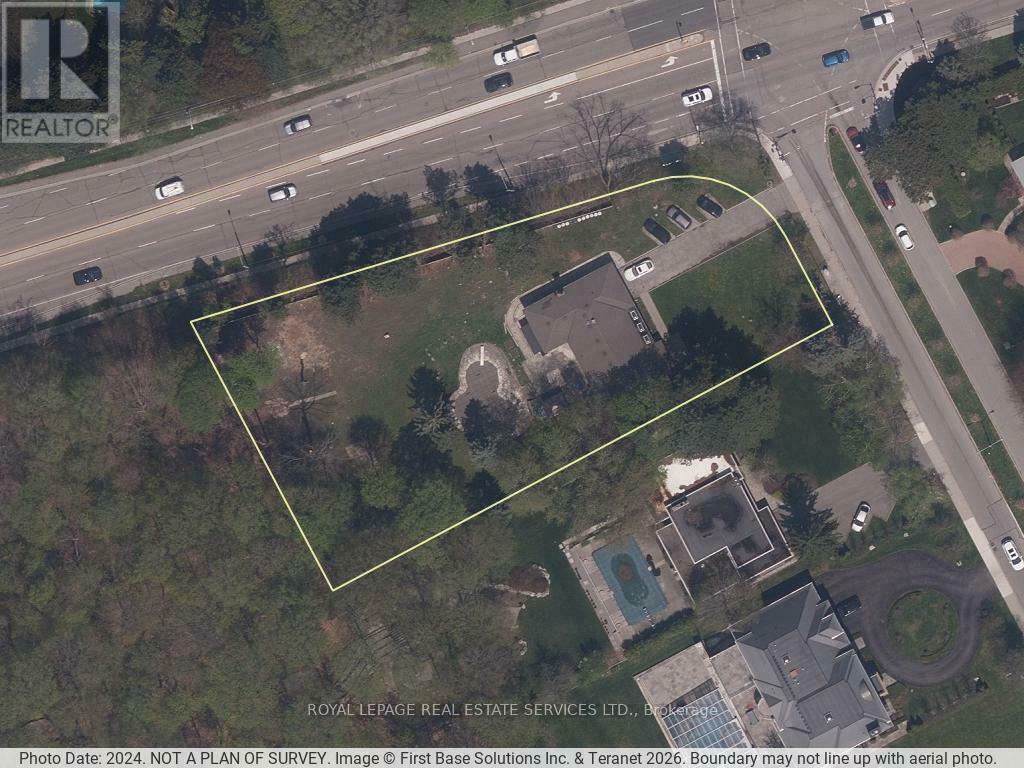 10 Silverdale Crescent, Toronto, ON