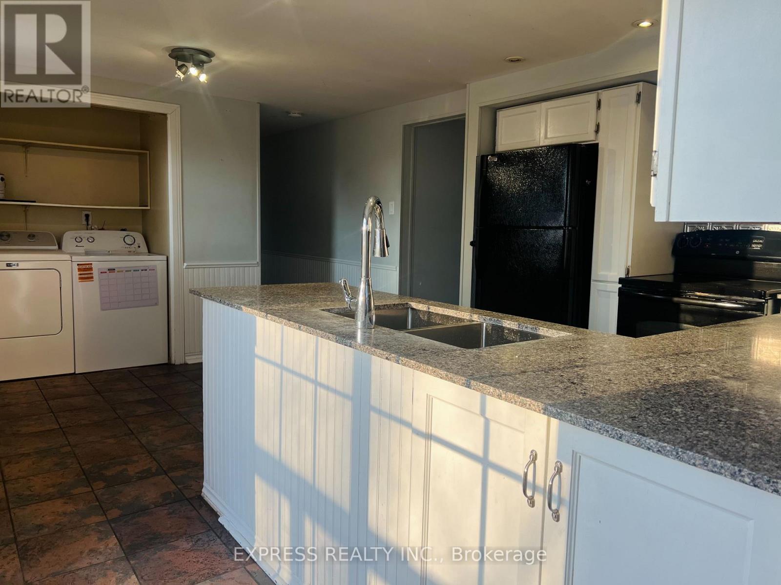 2184 Maple Grove Road, Clarington, ON - Indoor Photo Showing Laundry Room