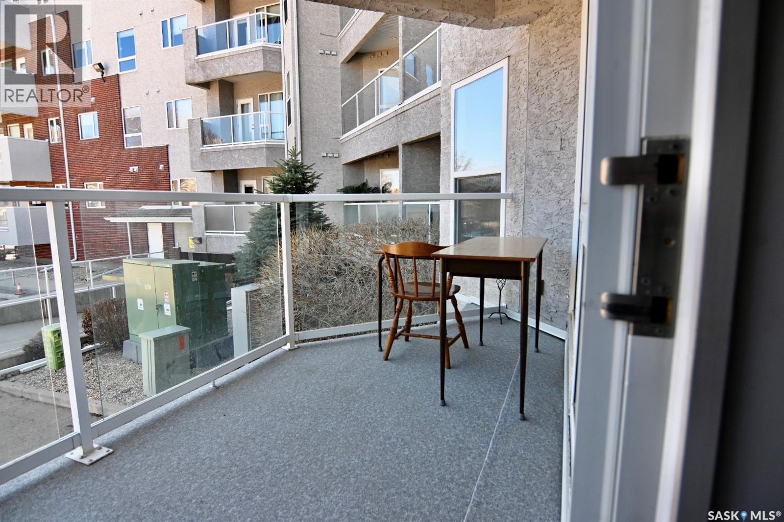 106 110 Armistice Way, Saskatoon, SK - Outdoor With Exterior