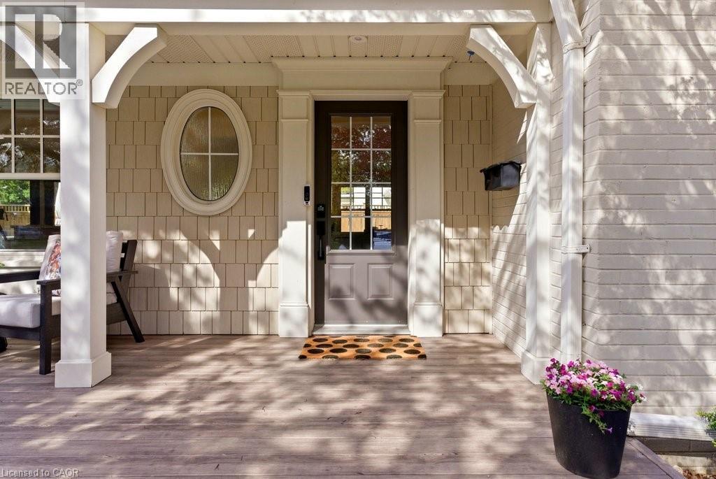 2079 Gary Crescent, Burlington, ON - Outdoor