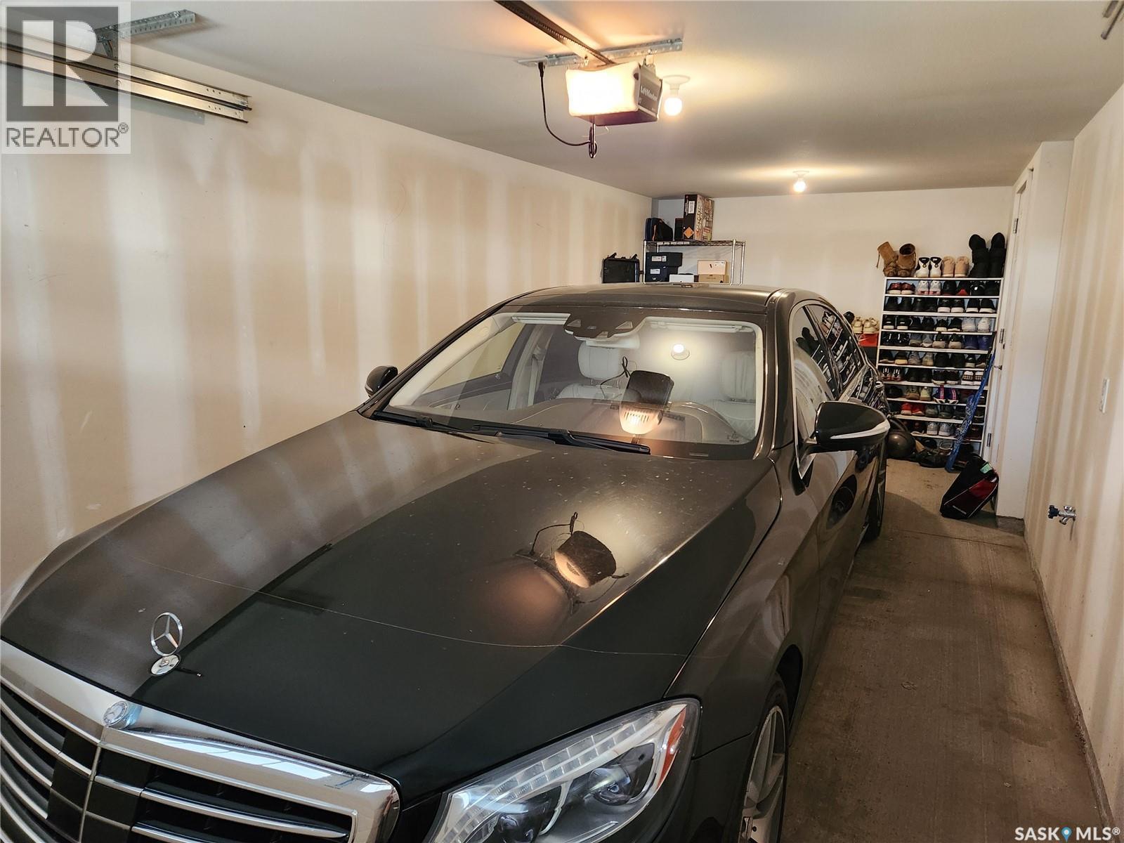 #212 315 Dickson Crescent, Saskatoon, SK - Indoor