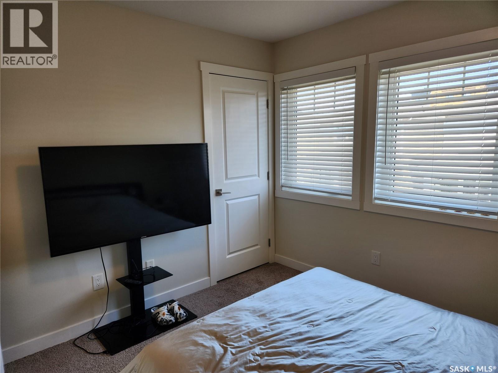 #212 315 Dickson Crescent, Saskatoon, SK - Indoor Photo Showing Bedroom