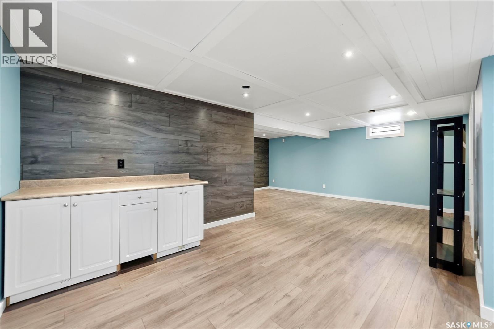 18 Mackie Crescent, Saskatoon, SK - Indoor