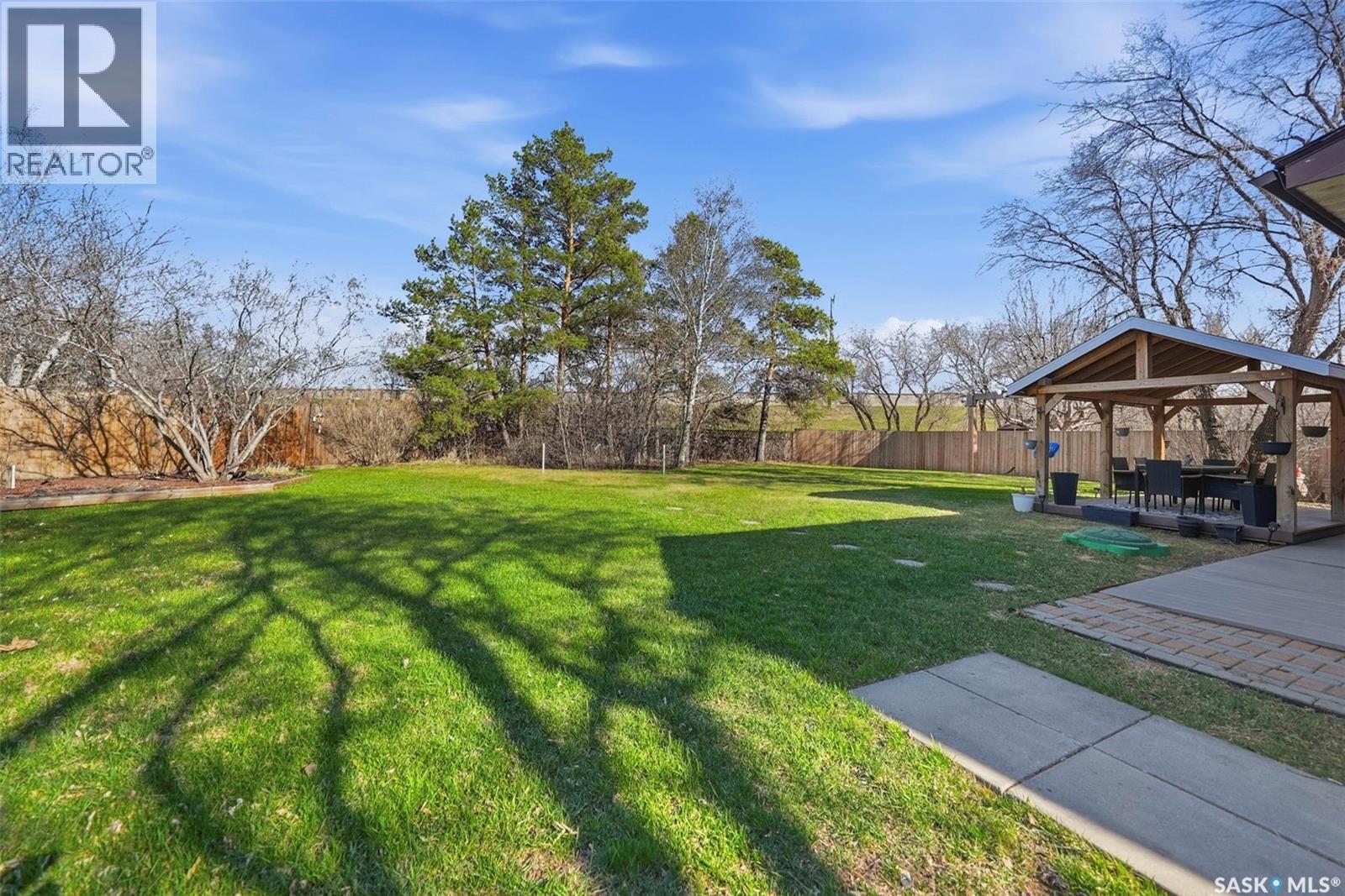 18 Mackie Crescent, Saskatoon, SK - Outdoor