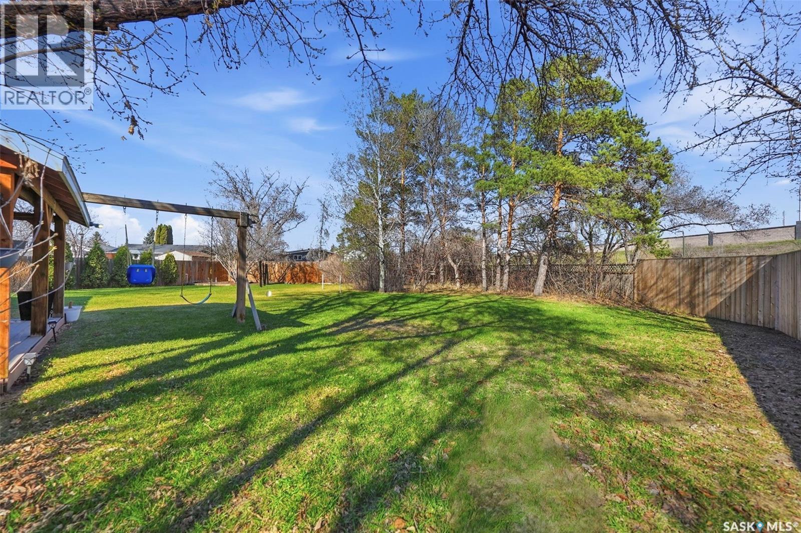 18 Mackie Crescent, Saskatoon, SK - Outdoor