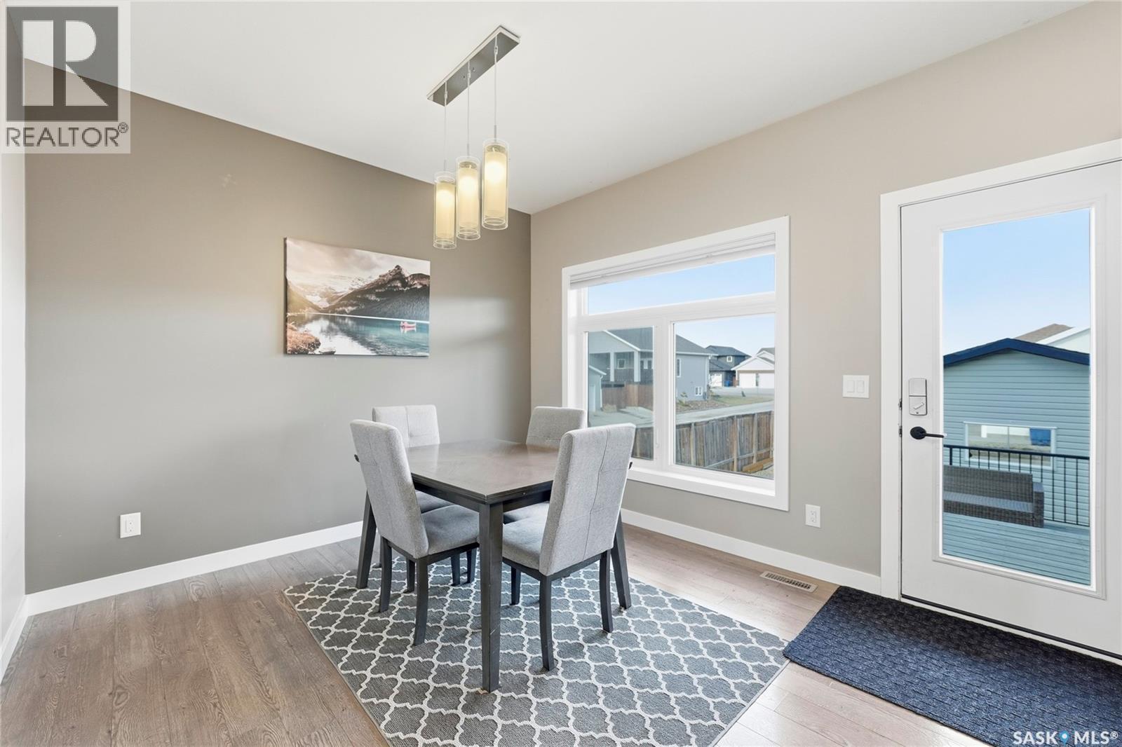 534 Maple Crescent, Warman, SK - Indoor Photo Showing Dining Room