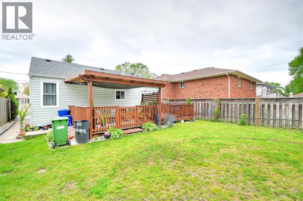 2480 Arthur Road, Windsor, ON - Outdoor With Deck Patio Veranda