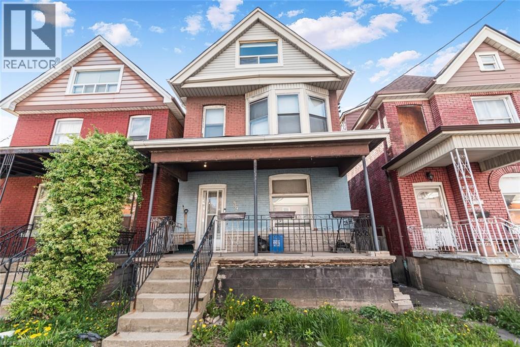 39 Arthur Avenue N, Hamilton, ON - Outdoor With Deck Patio Veranda With Facade