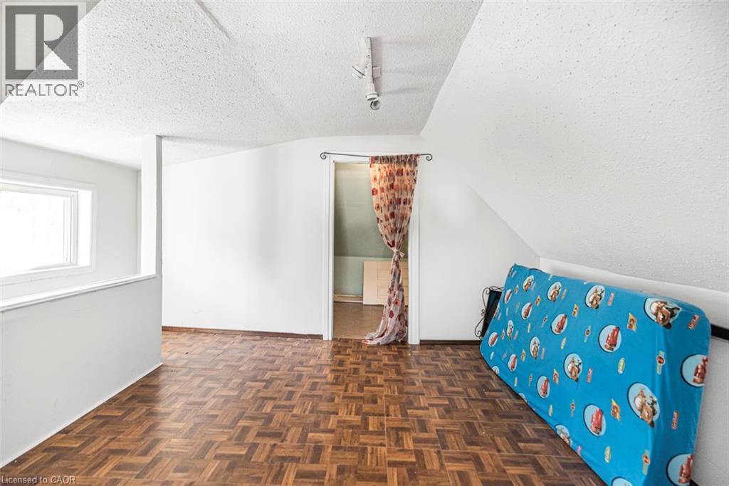 39 Arthur Avenue N, Hamilton, ON - Indoor