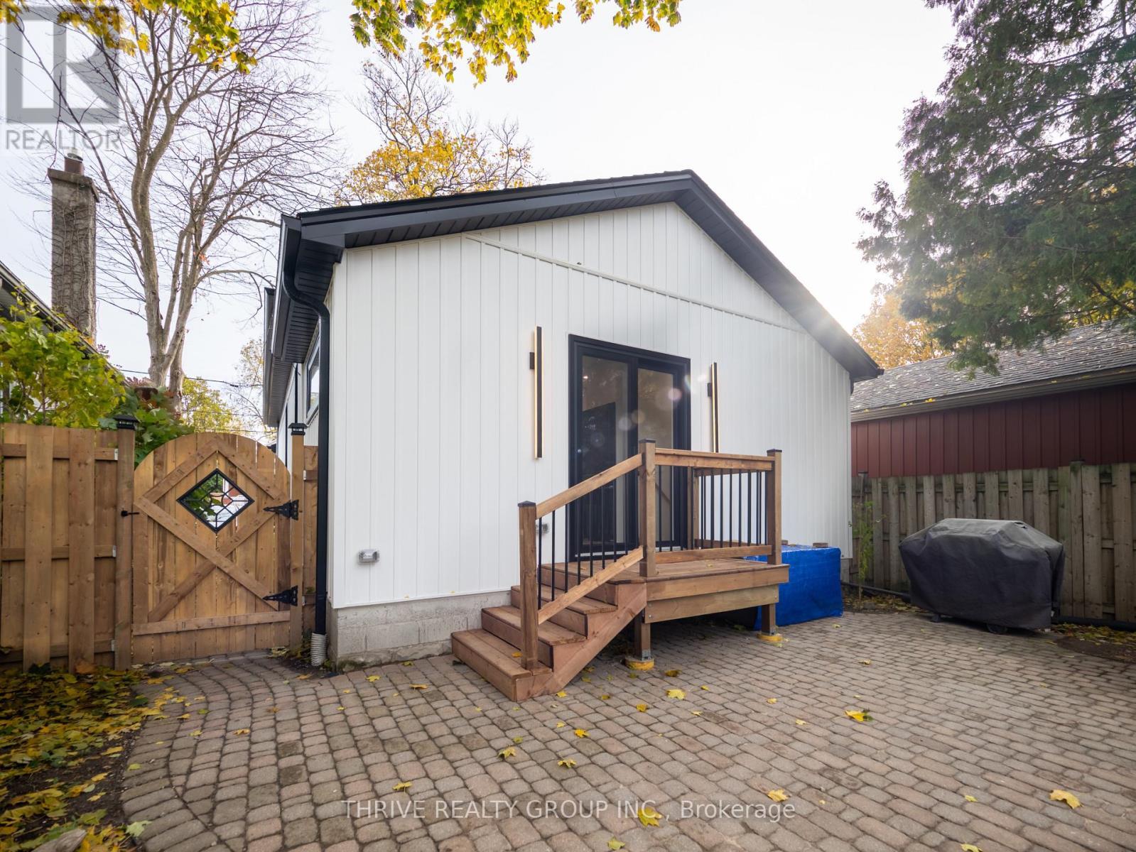 12 Arthur Street, London East (East F), ON - Outdoor With Exterior